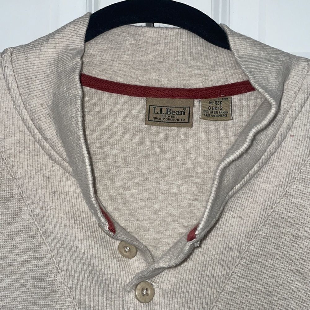 LL Bean thermal pull over - Picture 2 of 5
